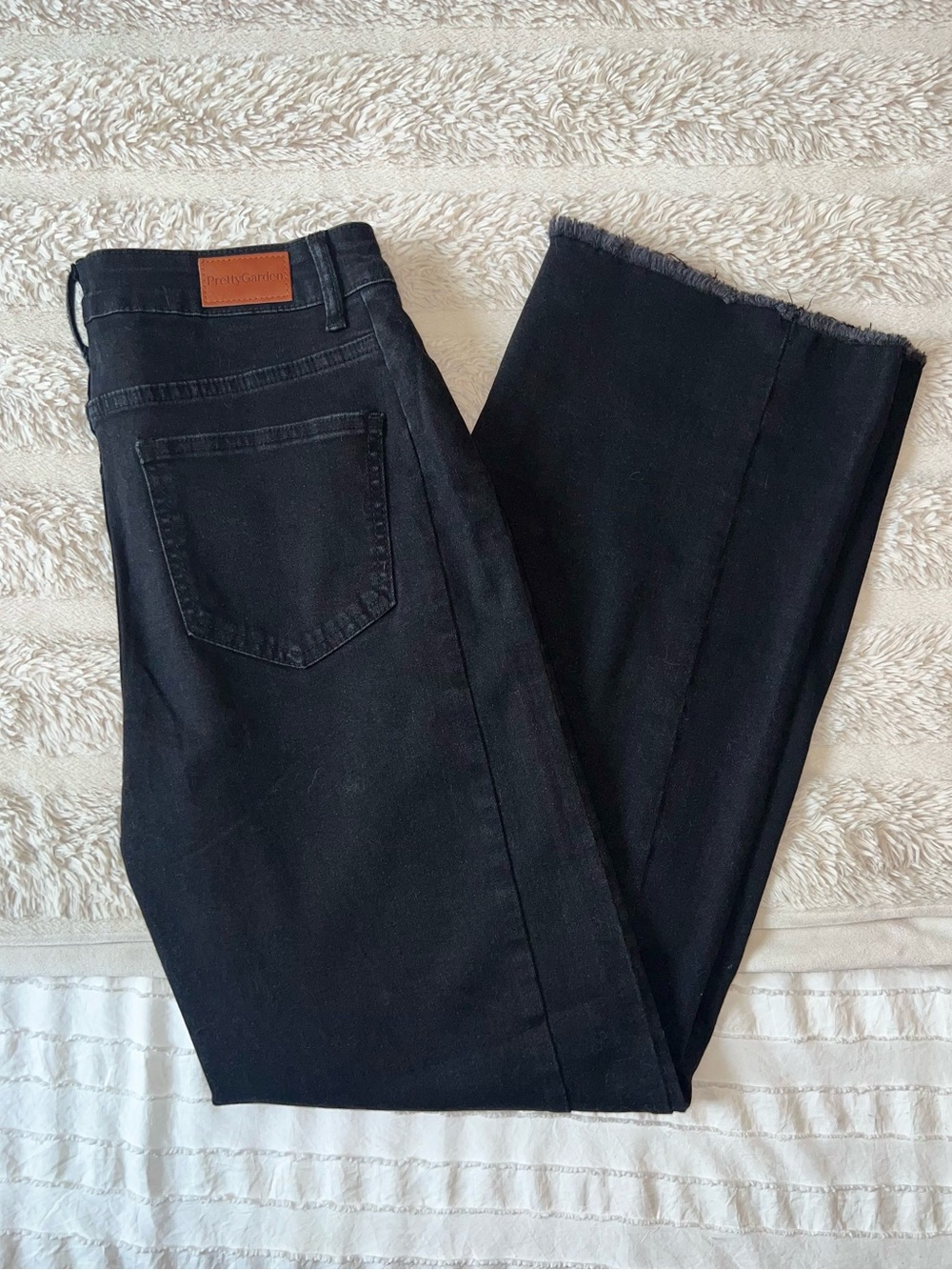 Pretty garden NWT Black Straight Leg Jeans with Frayed Hem